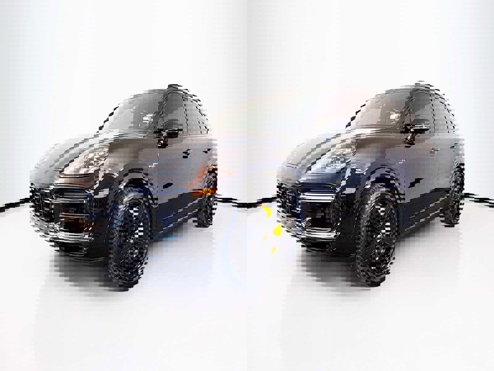 Used 2023 Porsche Cayenne Turbo S image 1