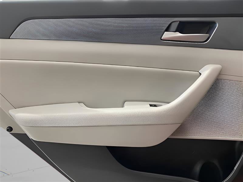 Used 2018 Hyundai Sonata SEL w/ Cargo Package FWD image 11