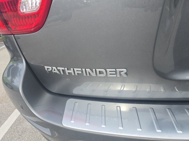 Used 2020 Nissan Pathfinder SL FWD image 6