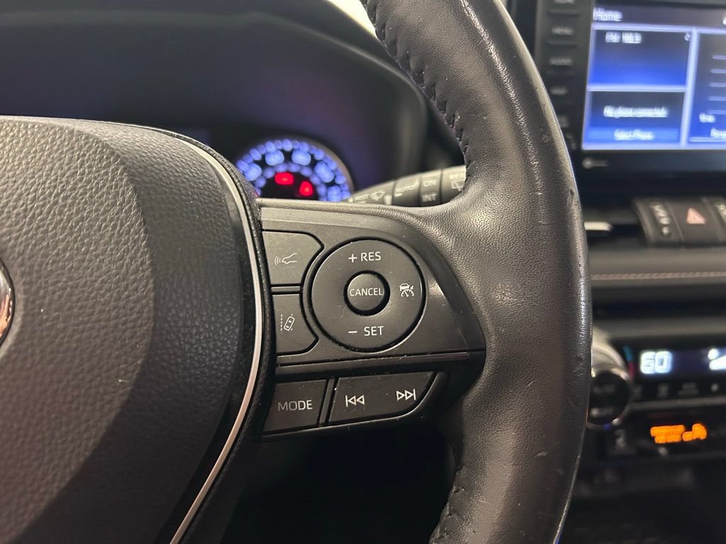 Used 2020 Toyota RAV4 XLE Premium AWD/4WD image 11