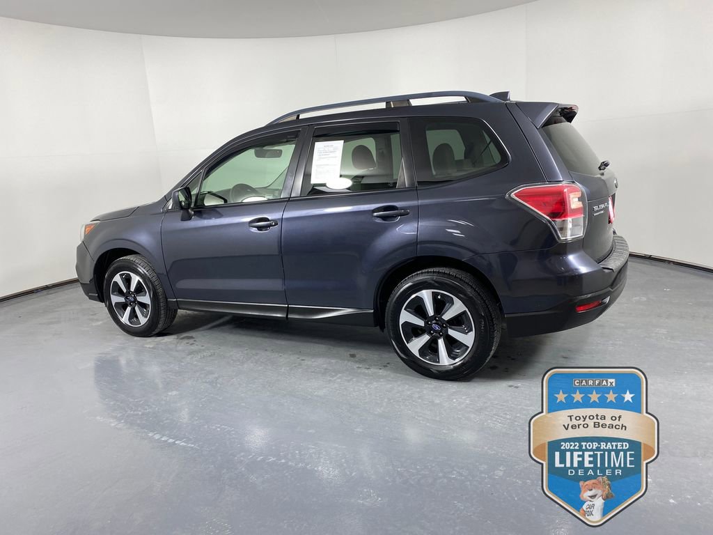 Used 2017 Subaru Forester 2.5i Premium w/ All-Weather Package image 4