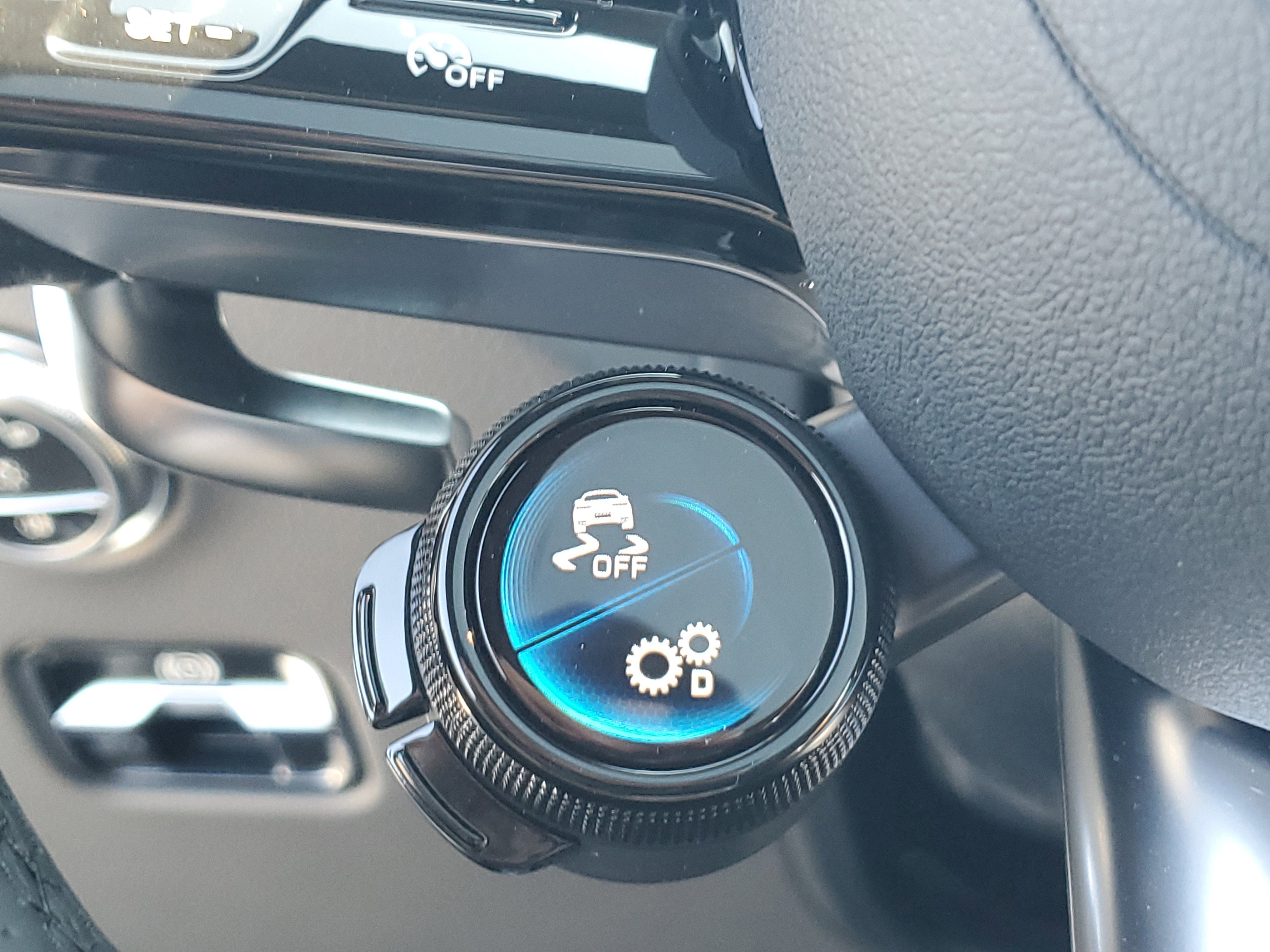 New 2026 Mercedes-Benz GLC 43 AMG 4MATIC image 33