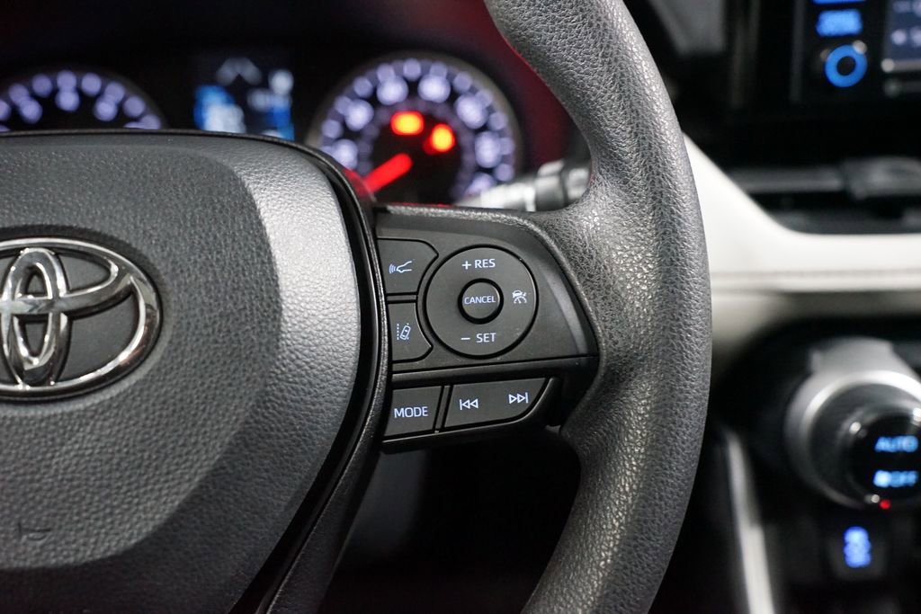 Certified 2022 Toyota RAV4 XLE w/ Convenience Package image 13