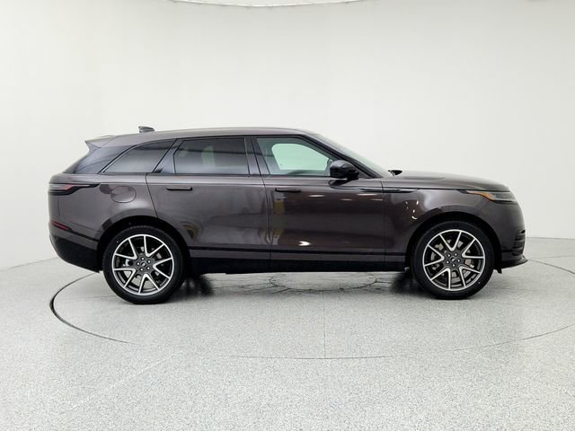 New 2026 Land Rover Range Rover Velar Dynamic SE image 4