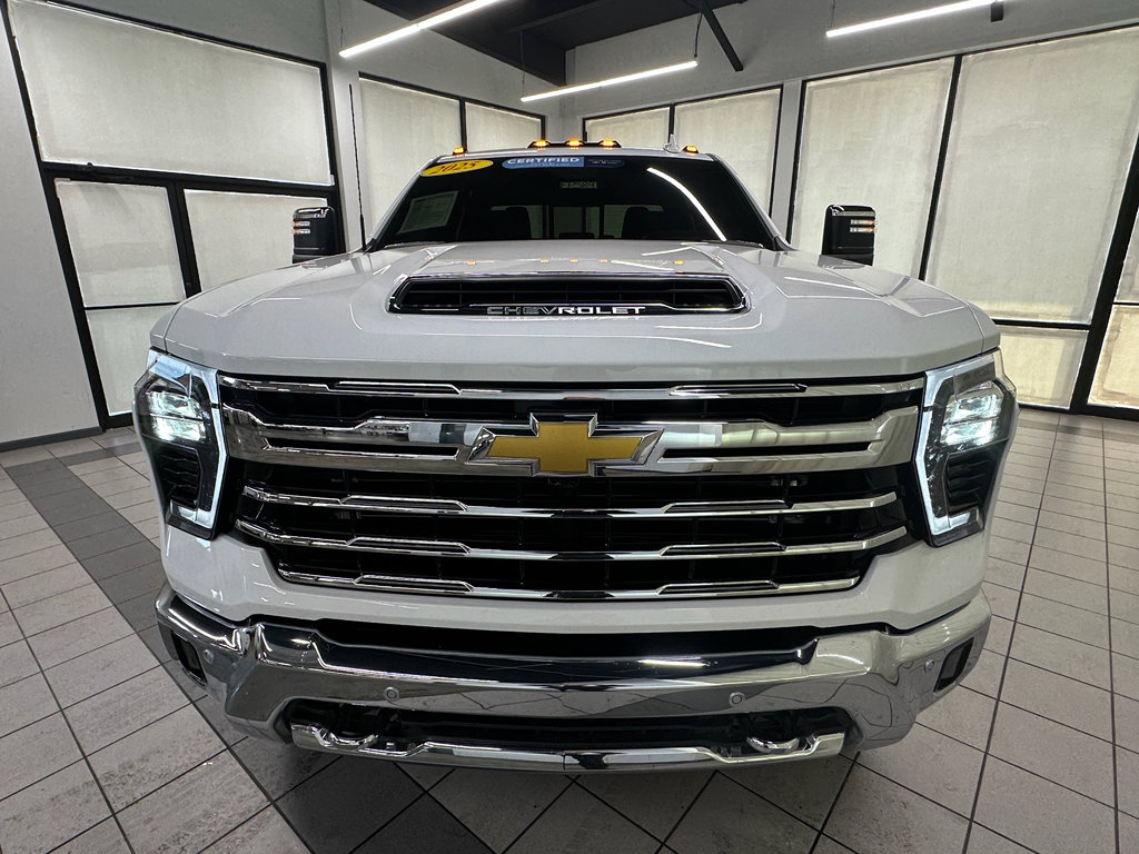 Certified 2025 Chevrolet Silverado 2500 LTZ w/ LTZ Premium Package image 11