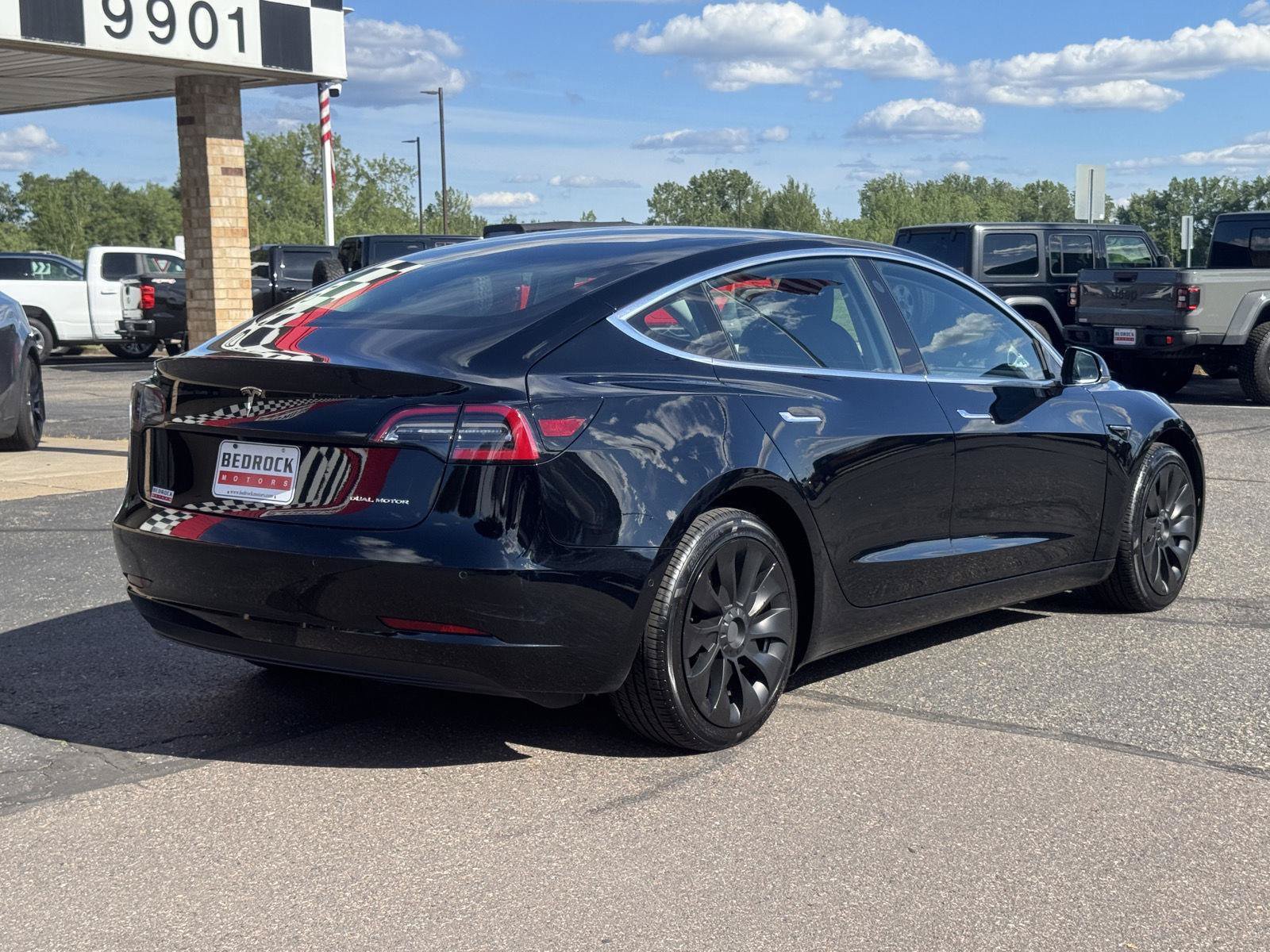 Used 2018 Tesla Model 3 Long Range AWD/4WD image 7
