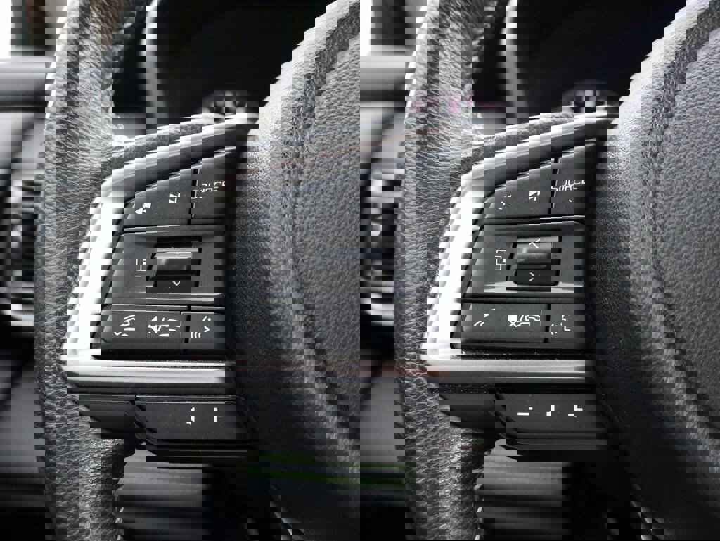 Used 2023 Subaru Outback Onyx Edition image 28