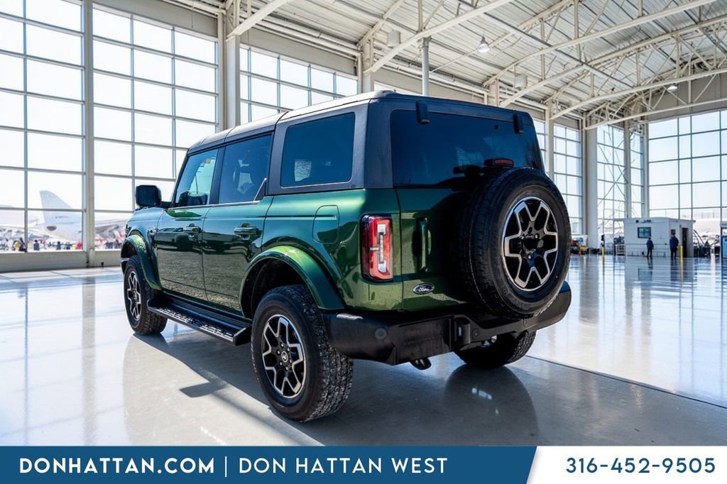 Used 2025 Ford Bronco Outer Banks image 28