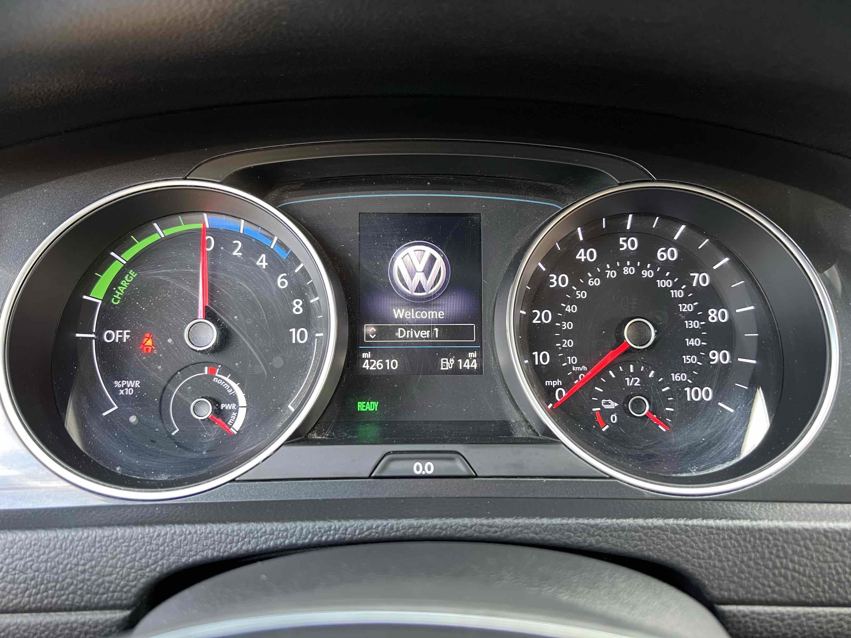 Used 2019 Volkswagen e-Golf SE w/ Driver Assistance Package image 7