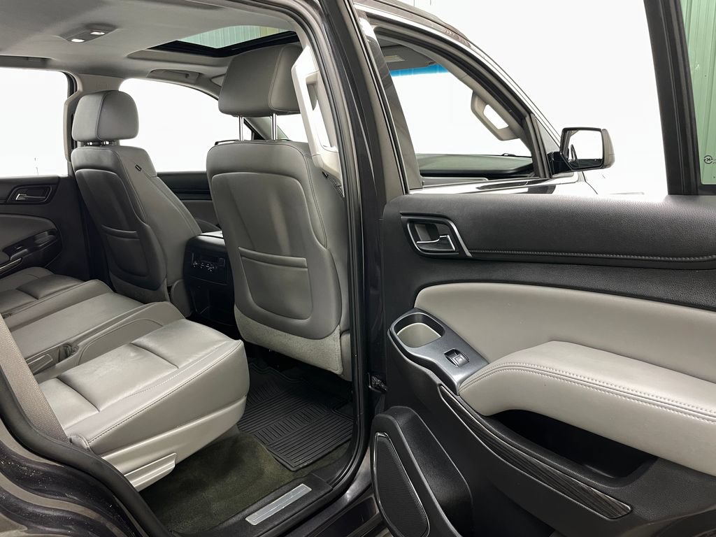 Used 2015 Chevrolet Tahoe LT w/ Luxury Package AWD/4WD image 47