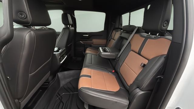 Used 2021 Chevrolet Silverado 1500 High Country image 20