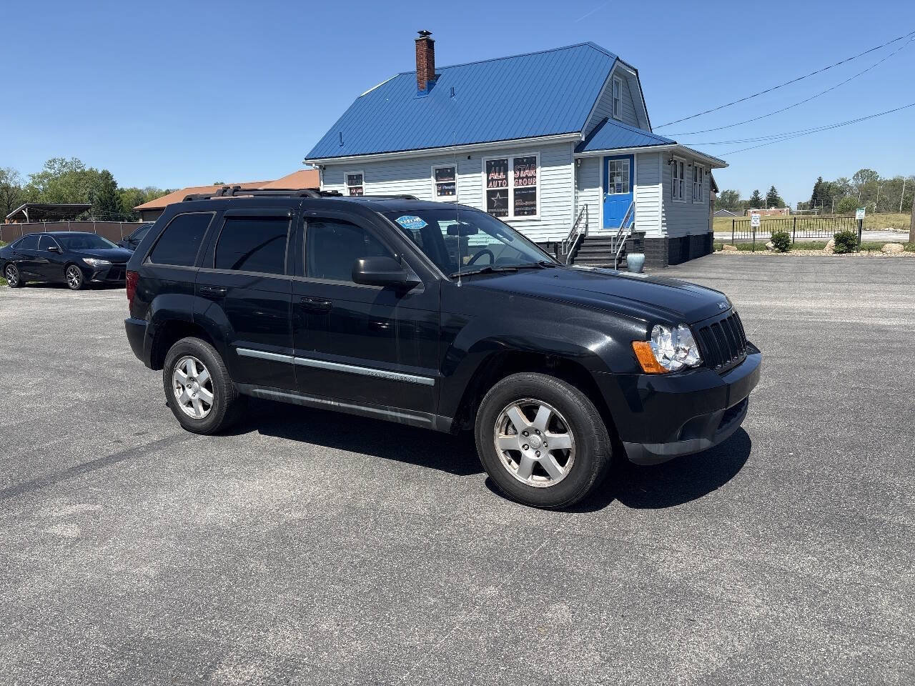Used 2009 Jeep Grand Cherokee Laredo AWD/4WD image 9