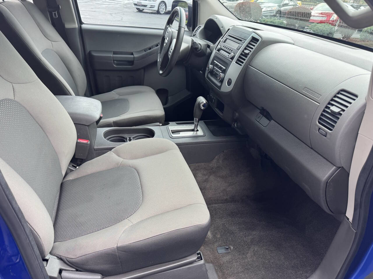 Used 2015 Nissan Xterra X image 12