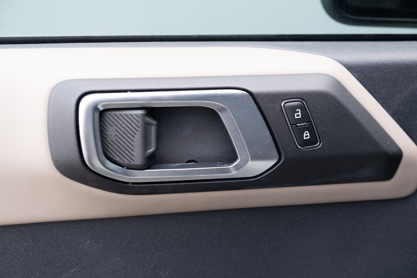 Used 2023 Ford Bronco Wildtrak image 16
