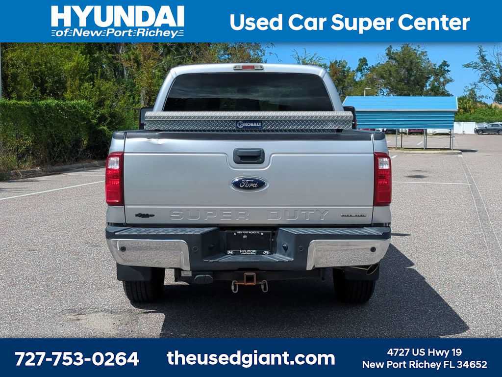 Used 2016 Ford F250 XLT w/ XLT Premium Package AWD/4WD image 4