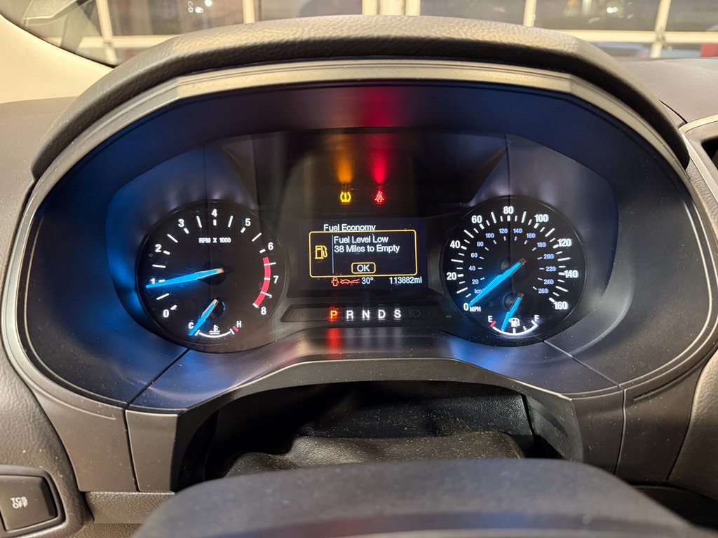 Used 2019 Ford Edge SE image 16