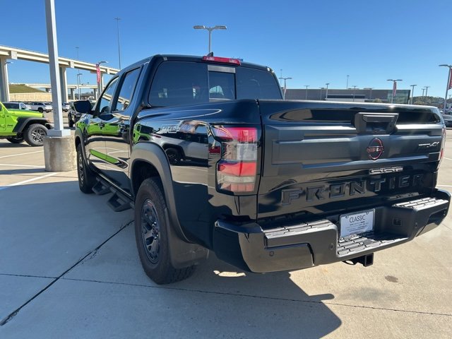 Used 2025 Nissan Frontier PRO-4X w/ Black Accent Package image 6