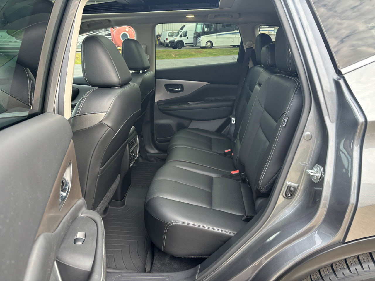 Used 2023 Nissan Murano SL w/ SL Moonroof Package image 10