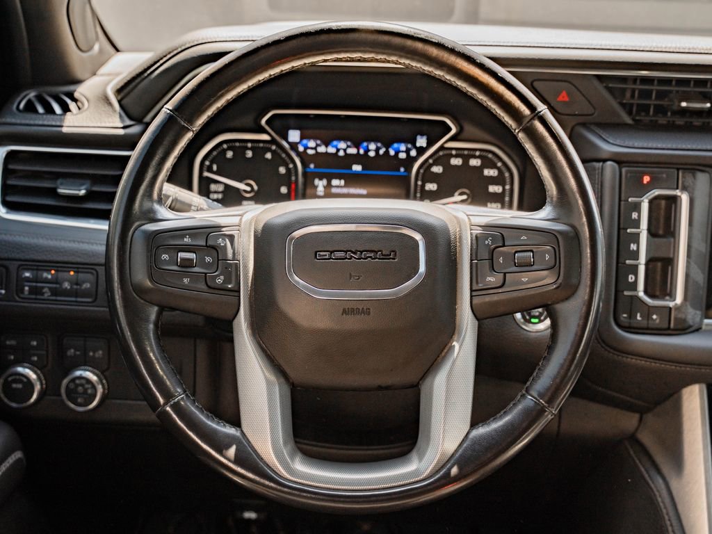 Used 2021 GMC Yukon Denali w/ Denali Premium Package image 45