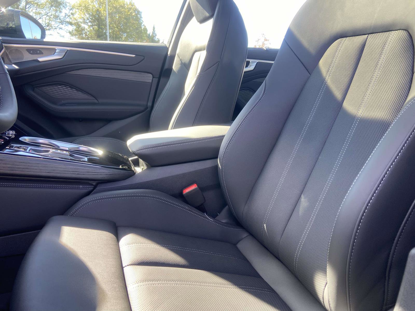 New 2026 Audi A6 Premium Plus AWD/4WD image 17