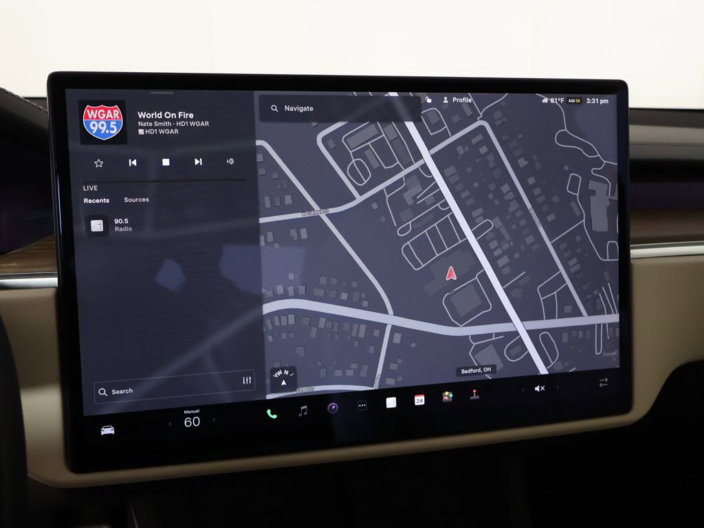 Used 2022 Tesla Model S AWD/4WD image 40