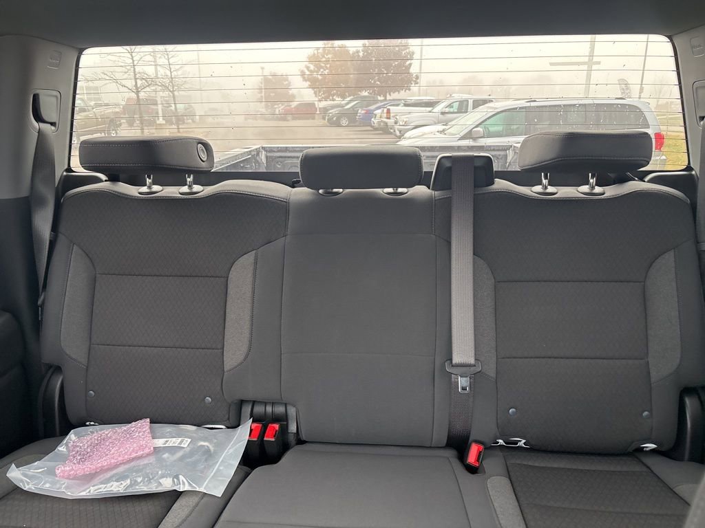 Used 2025 Chevrolet Silverado 2500 Custom w/ Custom Value Package image 33