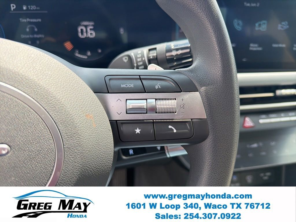 Used 2025 Hyundai Sonata SEL FWD image 9