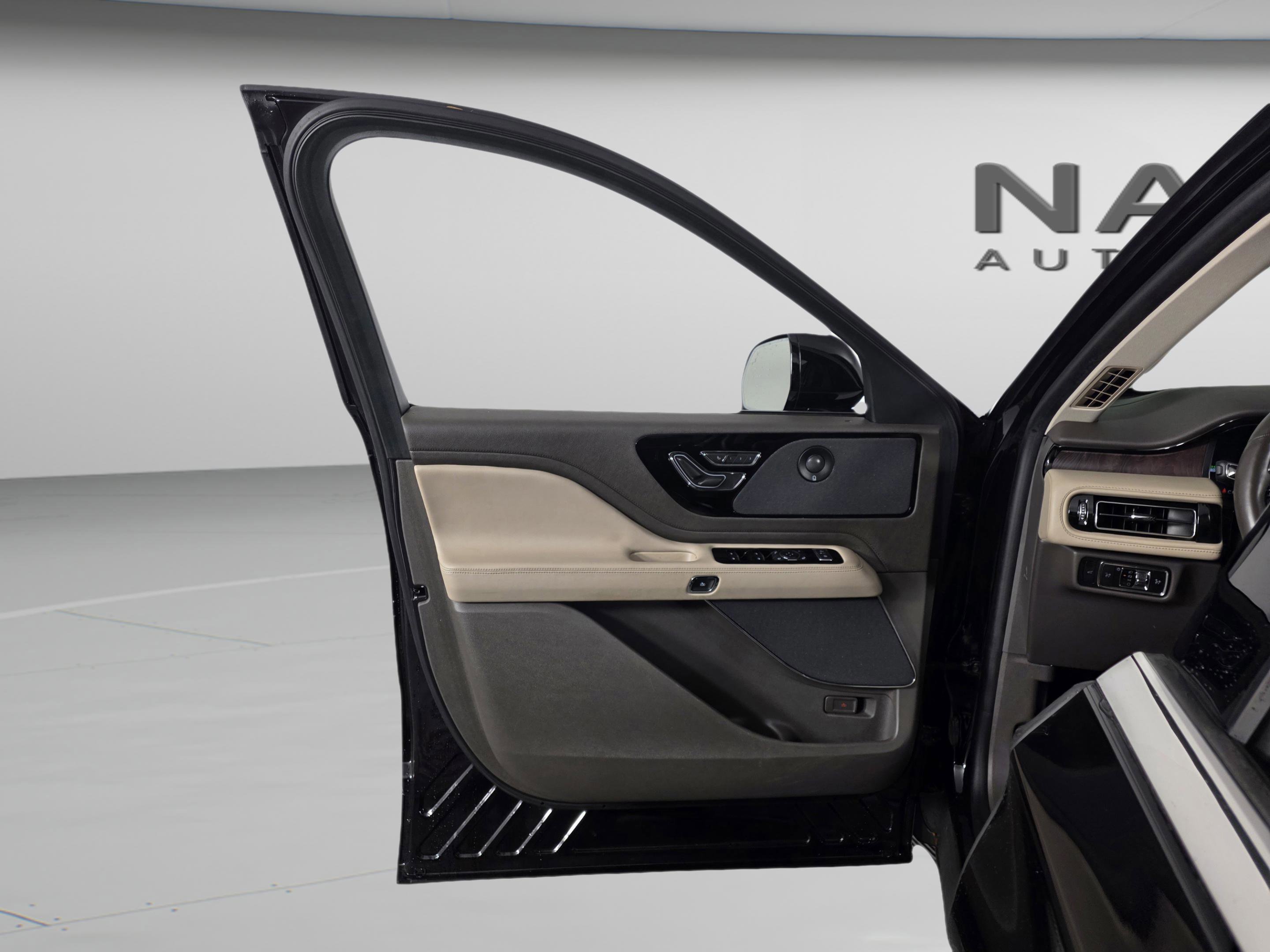 Used 2024 Lincoln Aviator Reserve w/ Elements Package Plus image 50