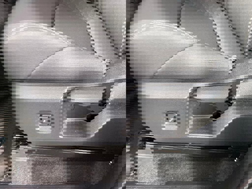 New 2024 Toyota Tacoma SR5 w/ SR5 Upgrade Package image 8