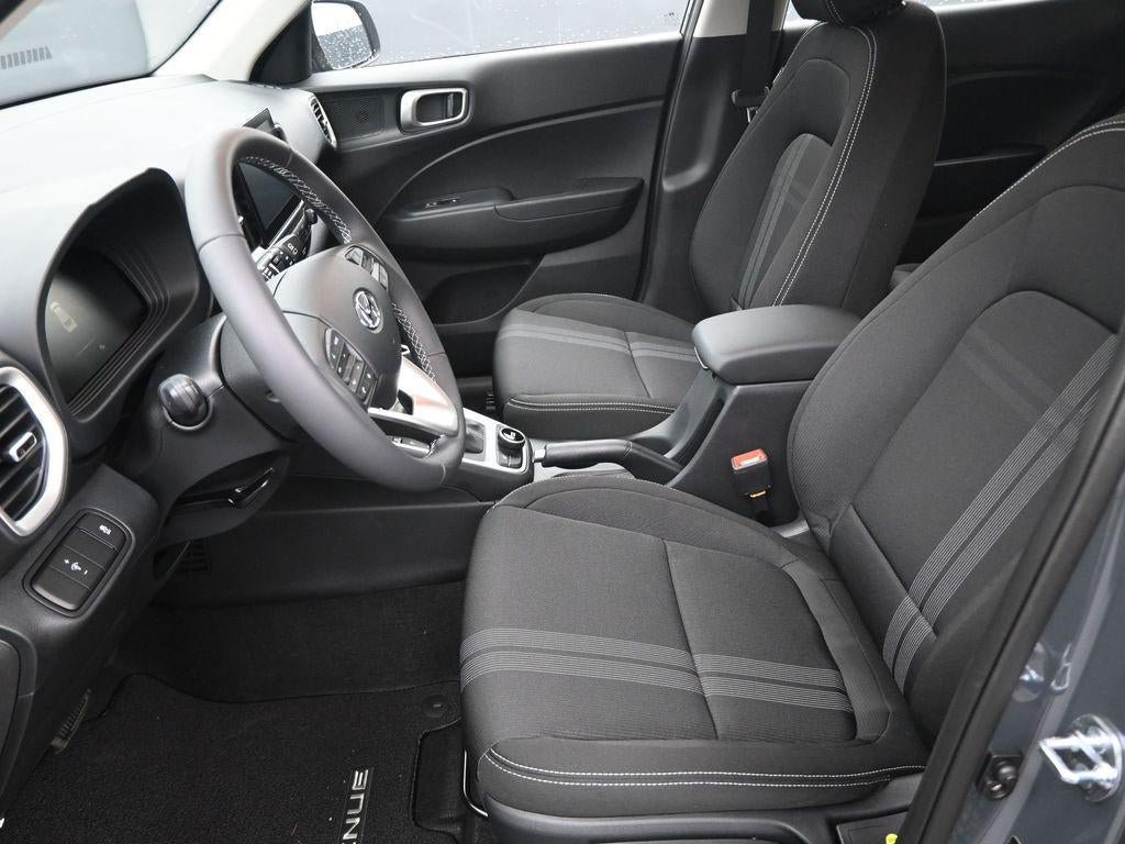 New 2026 Hyundai Venue SEL FWD image 9