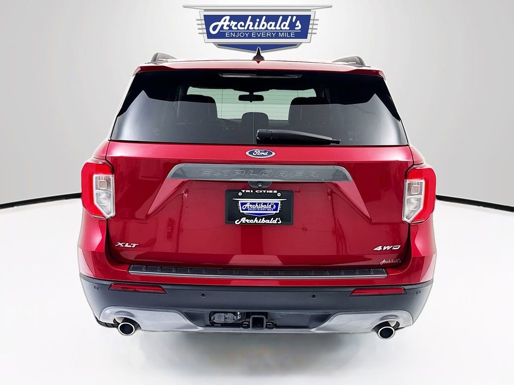Used 2021 Ford Explorer XLT w/ Equipment Group 202A image 6