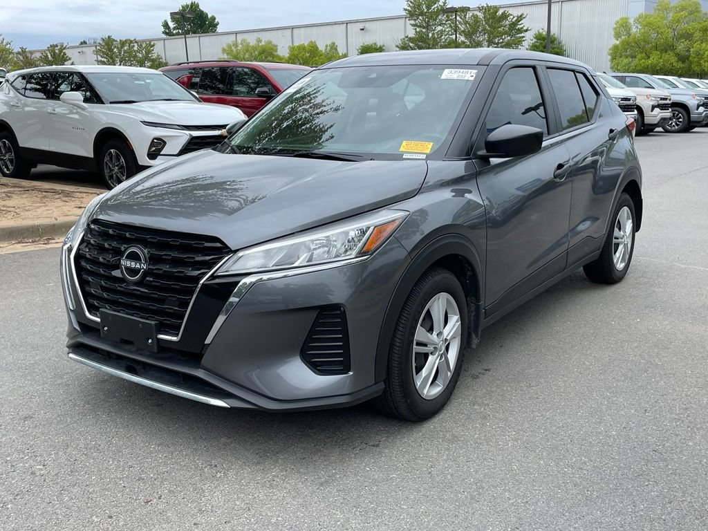 Used 2024 Nissan Kicks S FWD image 3