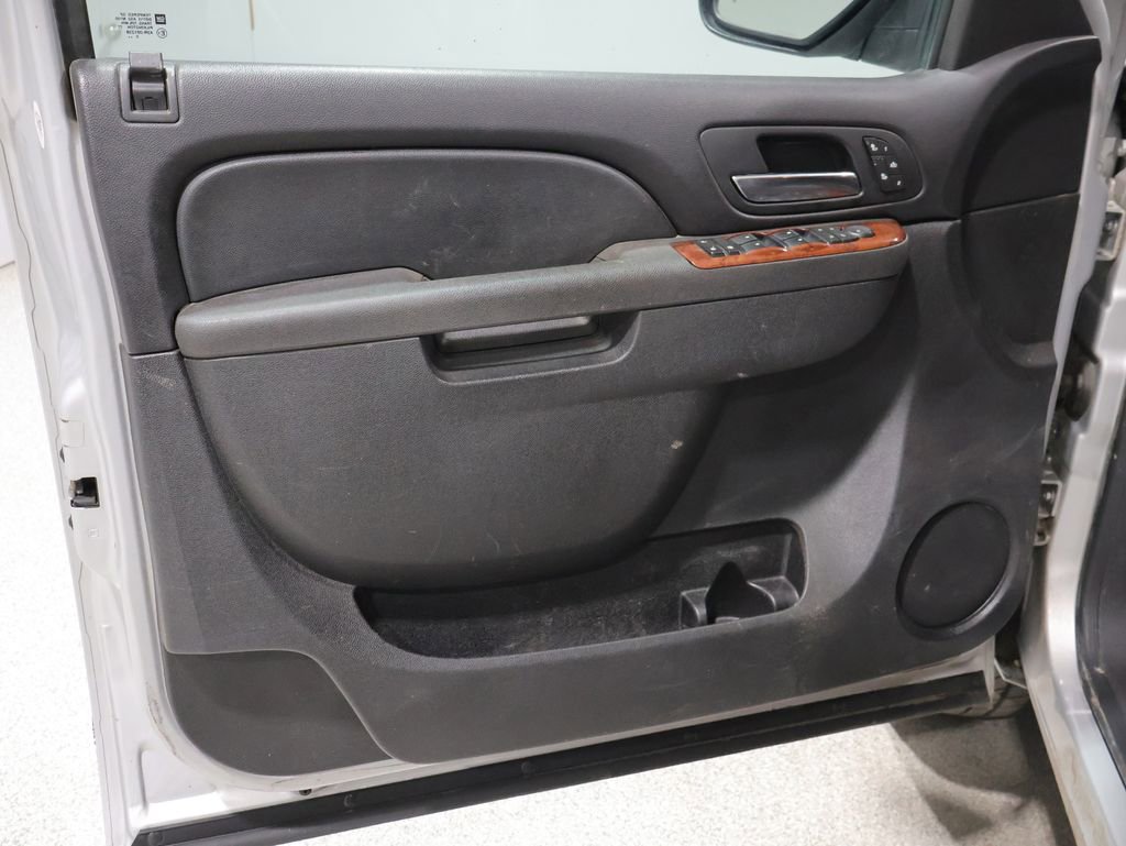 Used 2011 Chevrolet Silverado 1500 LTZ w/ LTZ Plus Package AWD/4WD image 13