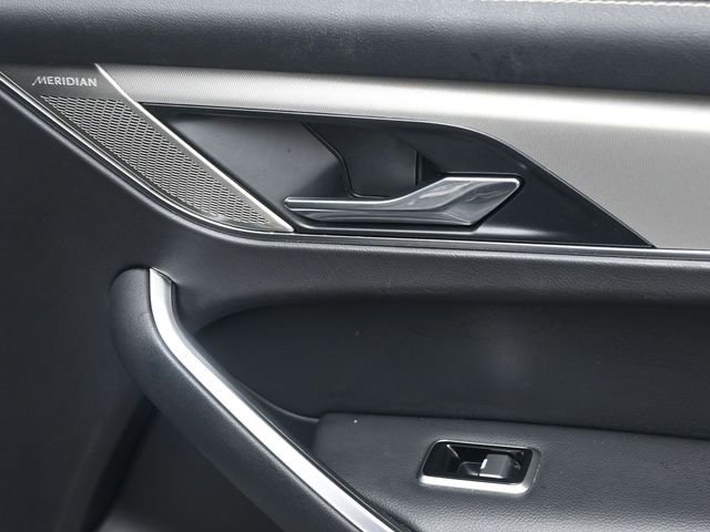 Used 2025 Jaguar F-PACE R-Dynamic S image 34