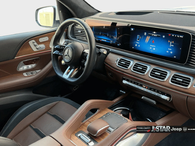 Used 2024 Mercedes-Benz GLS 63 AMG 4MATIC image 24