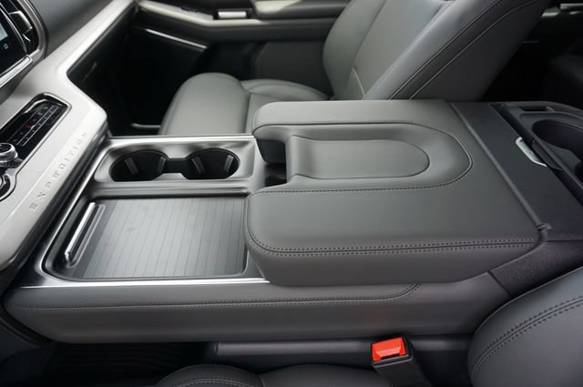 New 2027 Ford Expedition Active RWD image 28