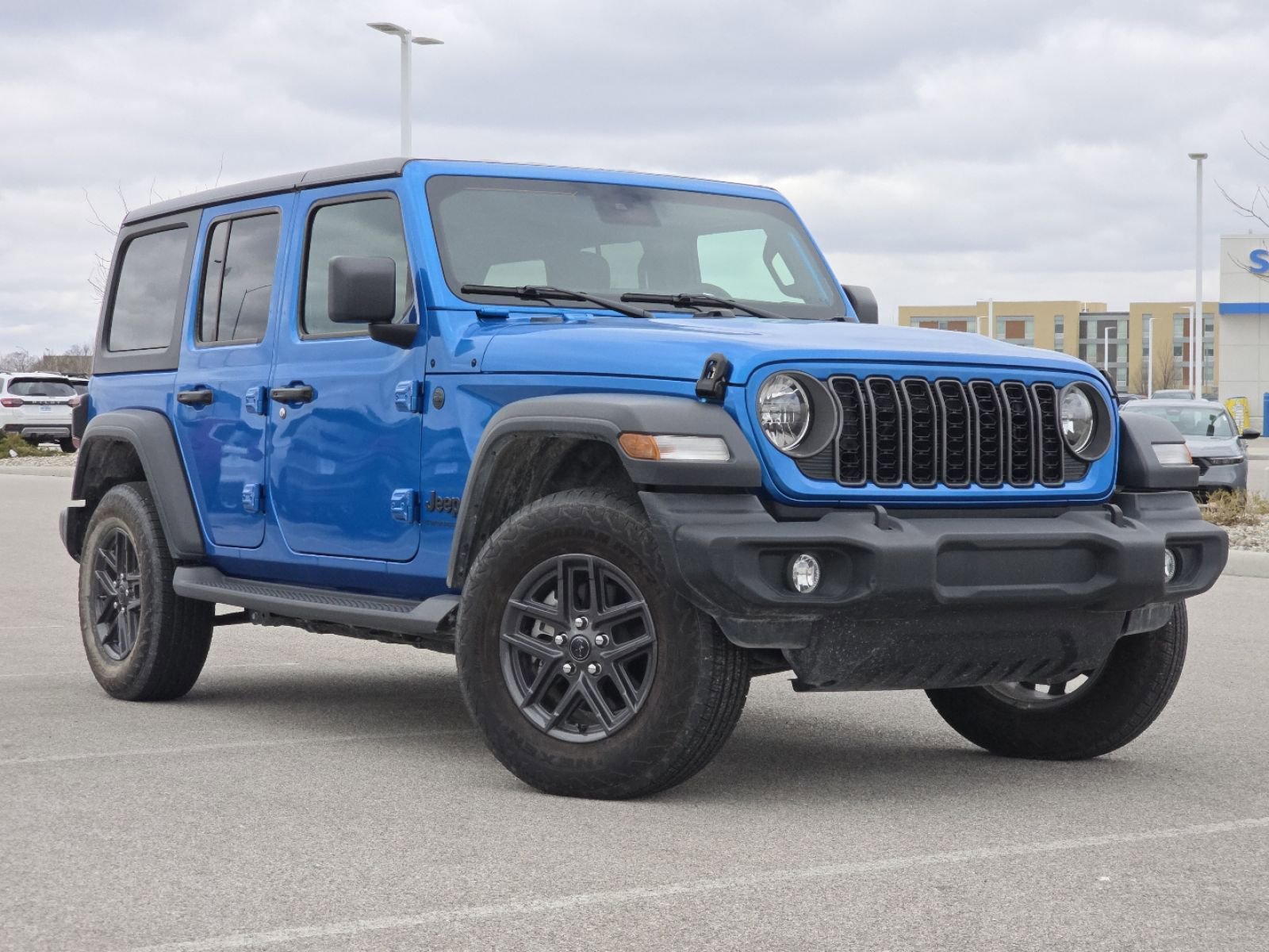 Used 2024 Jeep Wrangler Sport S image 2