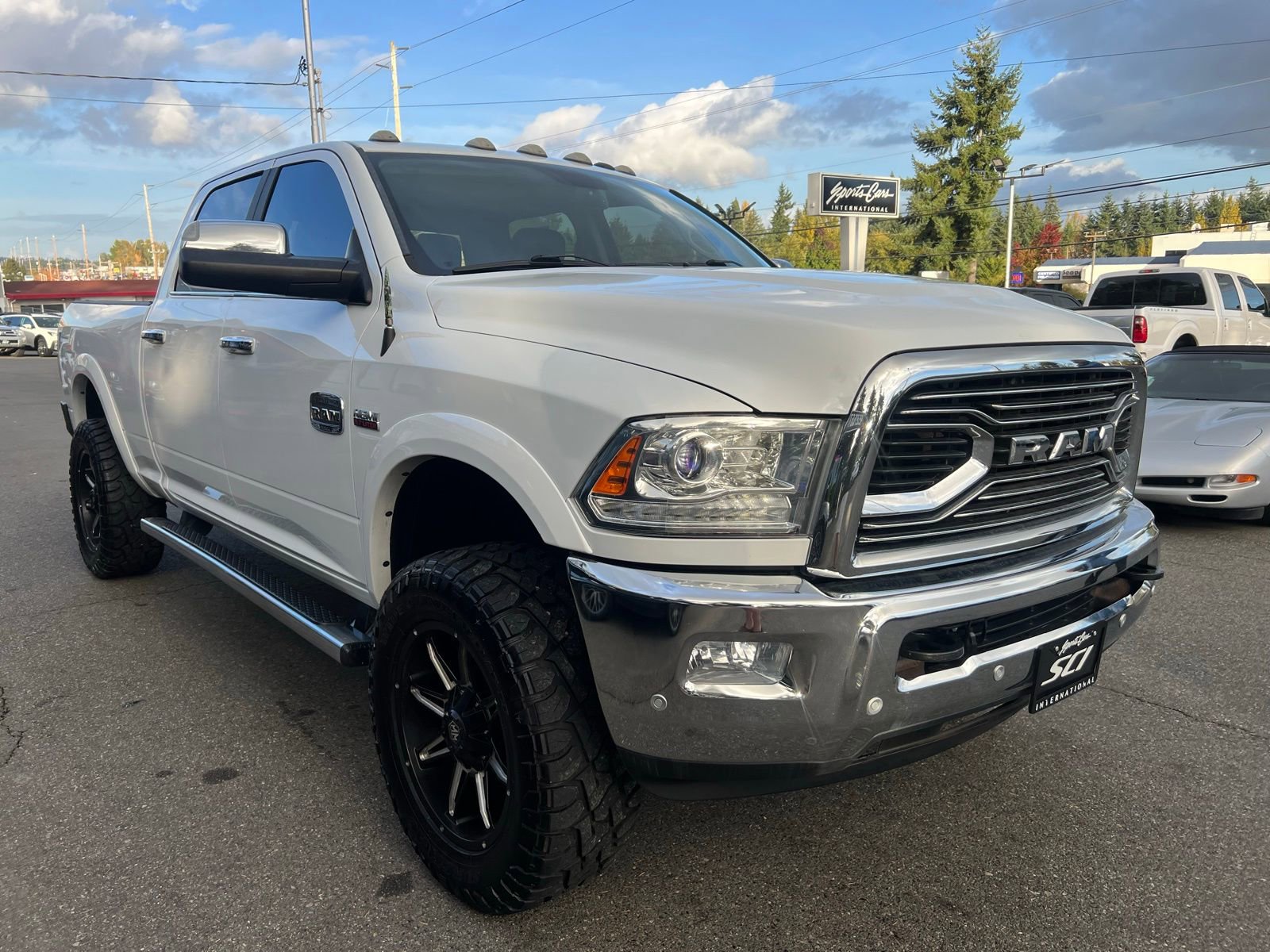 Used 2017 RAM 3500 Laramie Longhorn w/ Convenience Group image 4