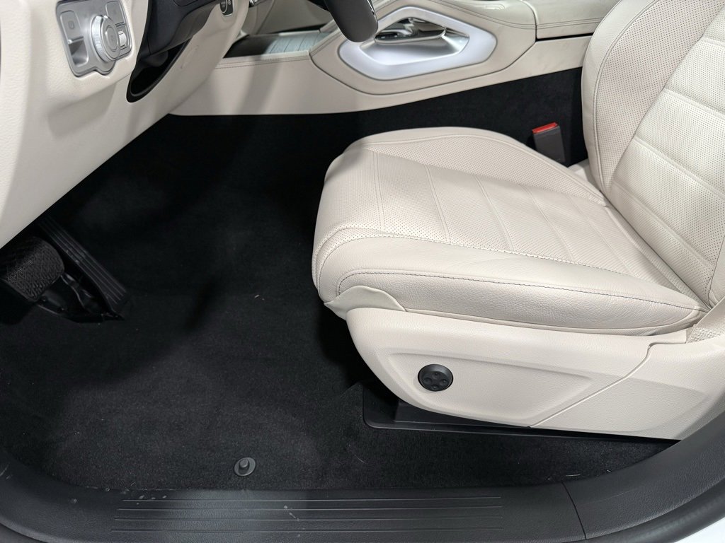 New 2026 Mercedes-Benz GLE 450 4MATIC Coupe image 11