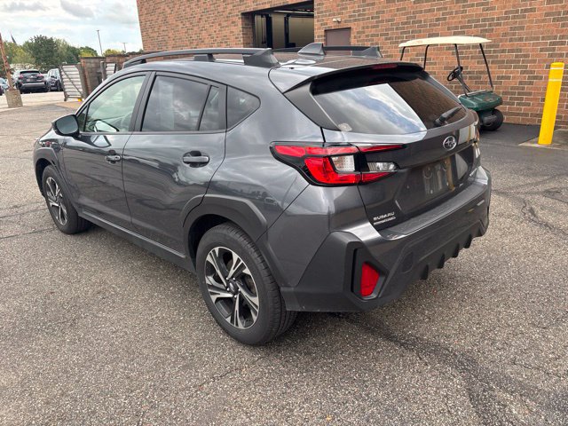 Used 2024 Subaru Crosstrek 2.0i Premium AWD/4WD image 4