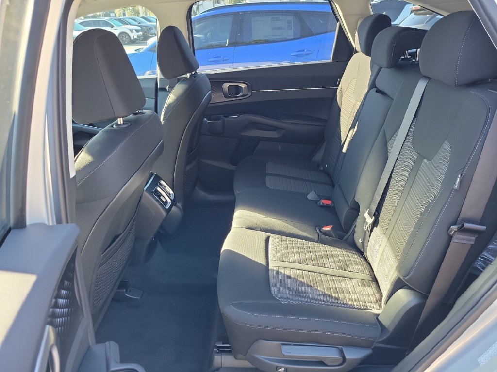 New 2026 Kia Sorento LX FWD image 13