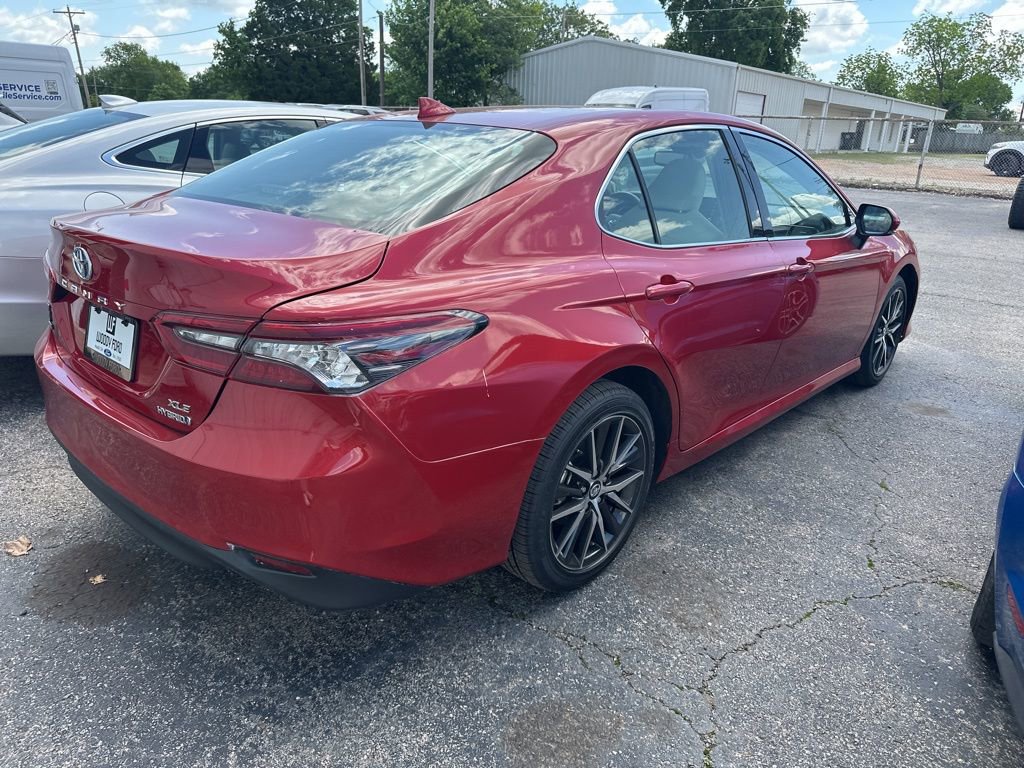 Used 2023 Toyota Camry XLE image 4