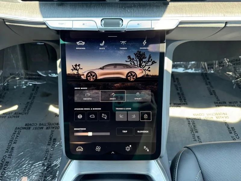 Used 2023 Lucid Air Pure AWD/4WD image 36