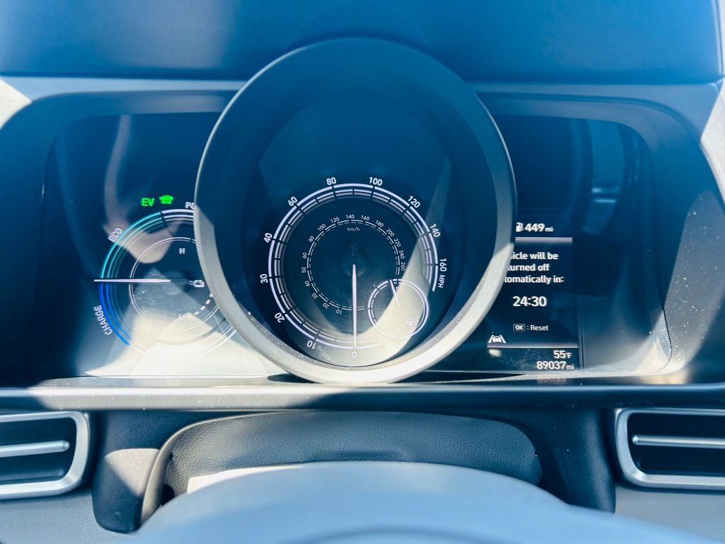 Used 2023 Hyundai Elantra Blue image 30