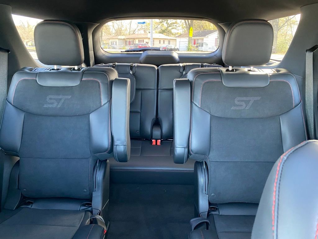 New 2026 Ford Explorer ST w/ Sun And Sound Package image 27