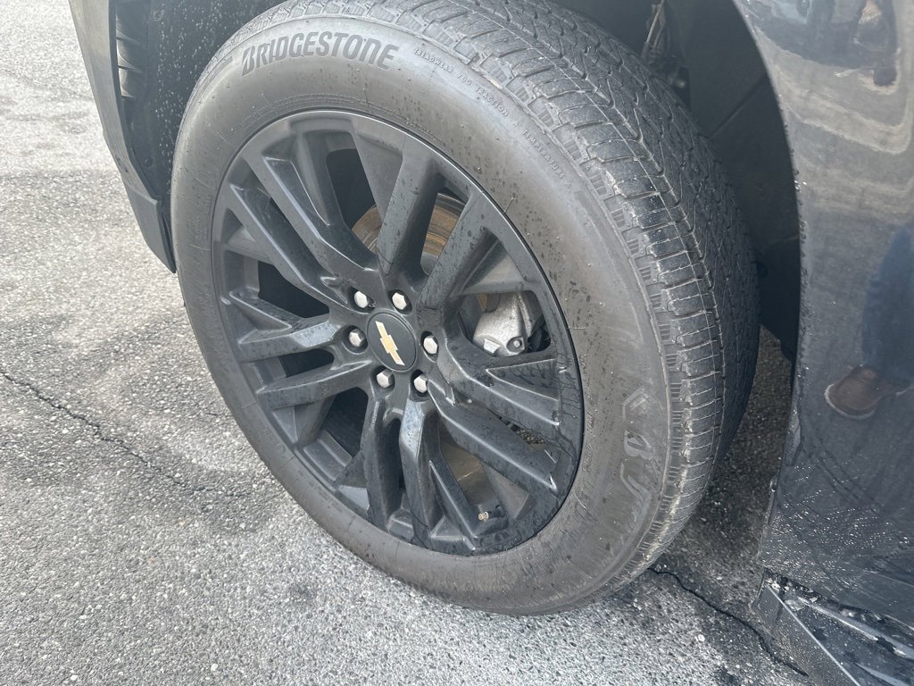 Certified 2024 Chevrolet Tahoe Premier w/ Advanced Technology Package image 9