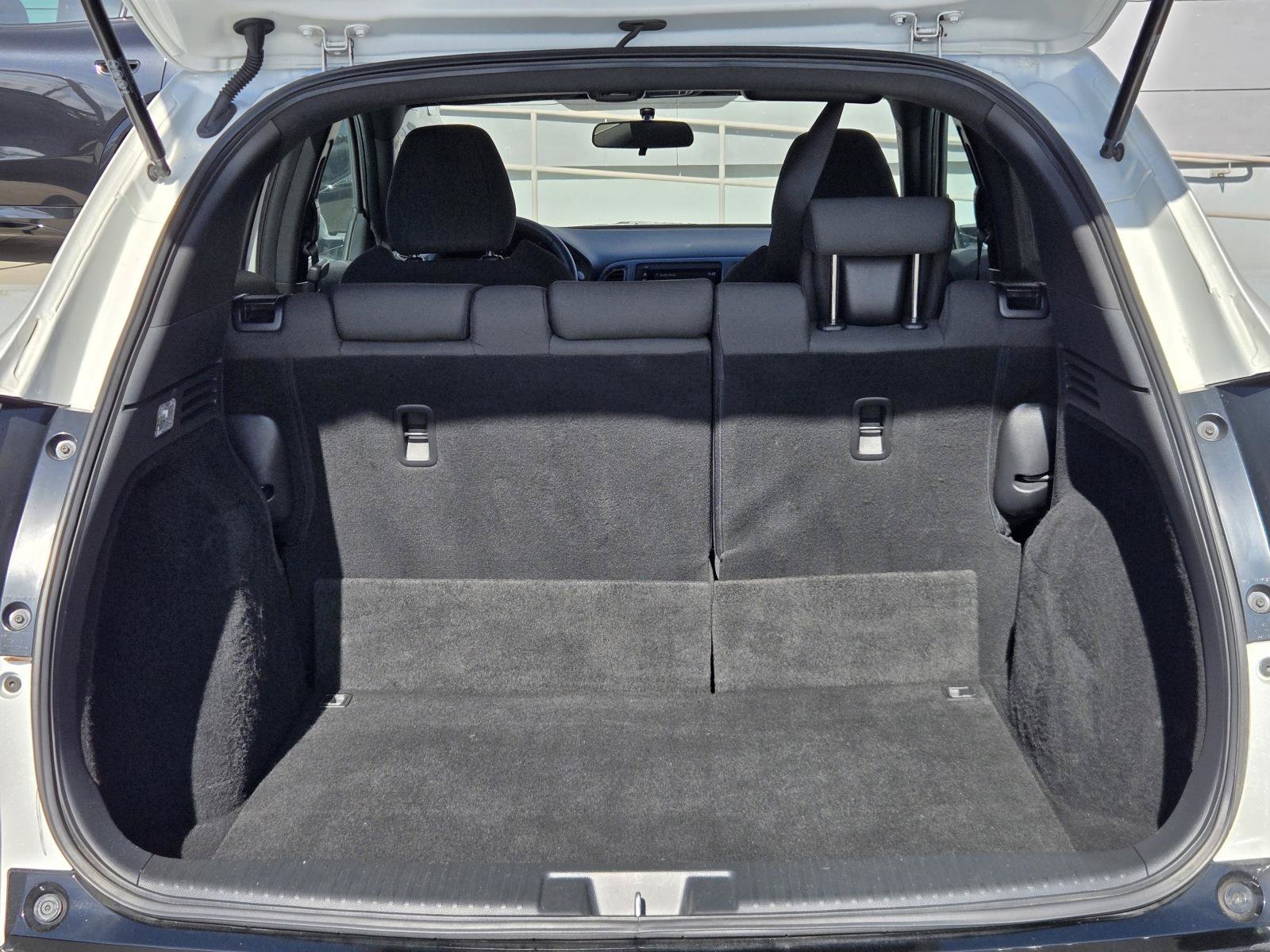 Used 2022 Honda HR-V Sport image 25