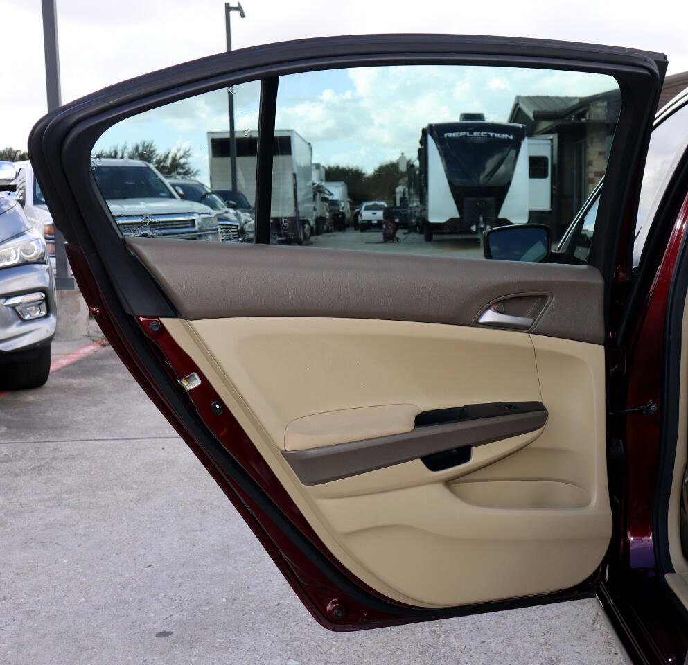 Used 2010 Honda Accord LX-P image 32