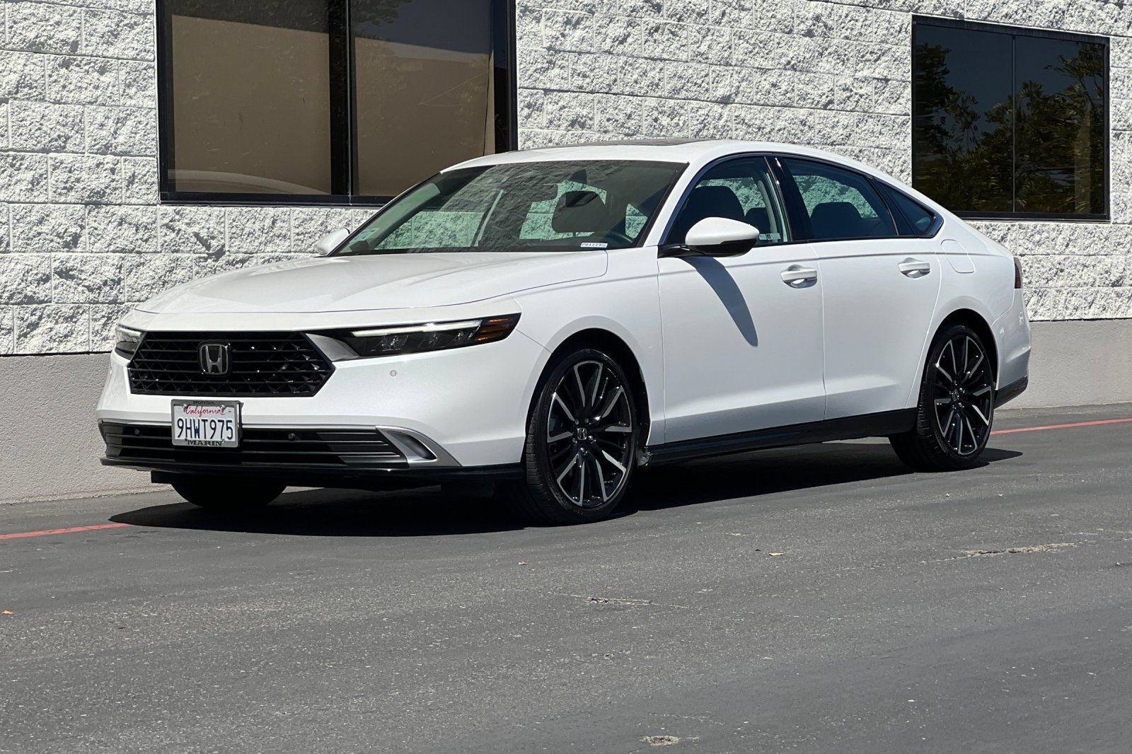 Certified 2023 Honda Accord Touring image 7