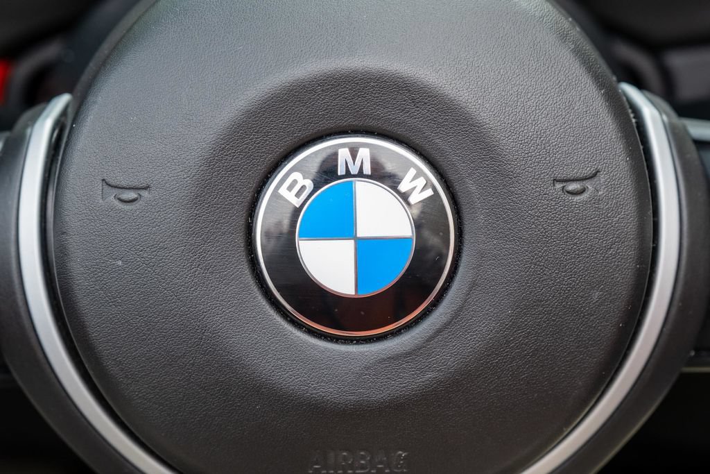 Used 2016 BMW M4 Convertible RWD image 23